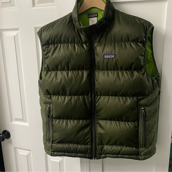 Patagonia Puffy Vest in Dark Green Men’s Large in Great Used Condition - Picture 1 of 11